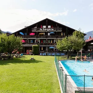 la-bergerie-authentic-hotels.hotels-rhonealpes.com/